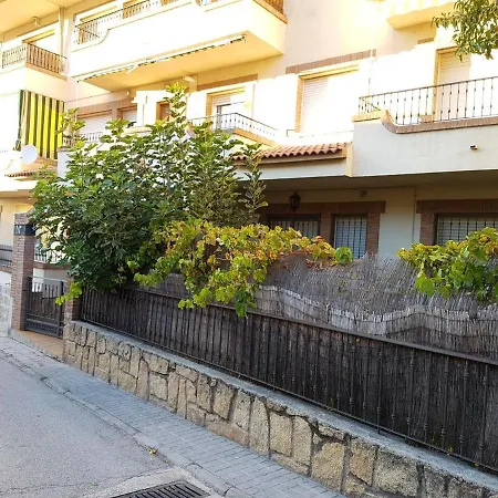 One Bedroom Appartement With Furnished Terrace And Wifi At La Adrada * La Adrada