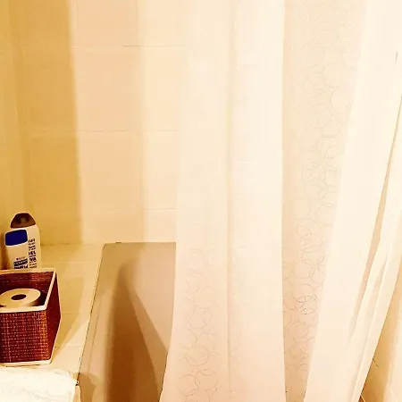 Appartamento One Bedroom Appartement With Furnished Terrace And Wifi At La Adrada *