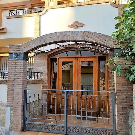Appartamento One Bedroom Appartement With Furnished Terrace And Wifi At La Adrada *